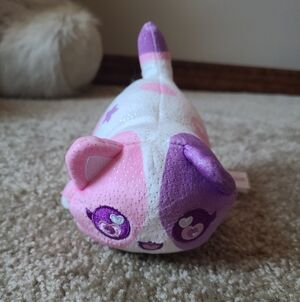 Aphmau glitter edition cat